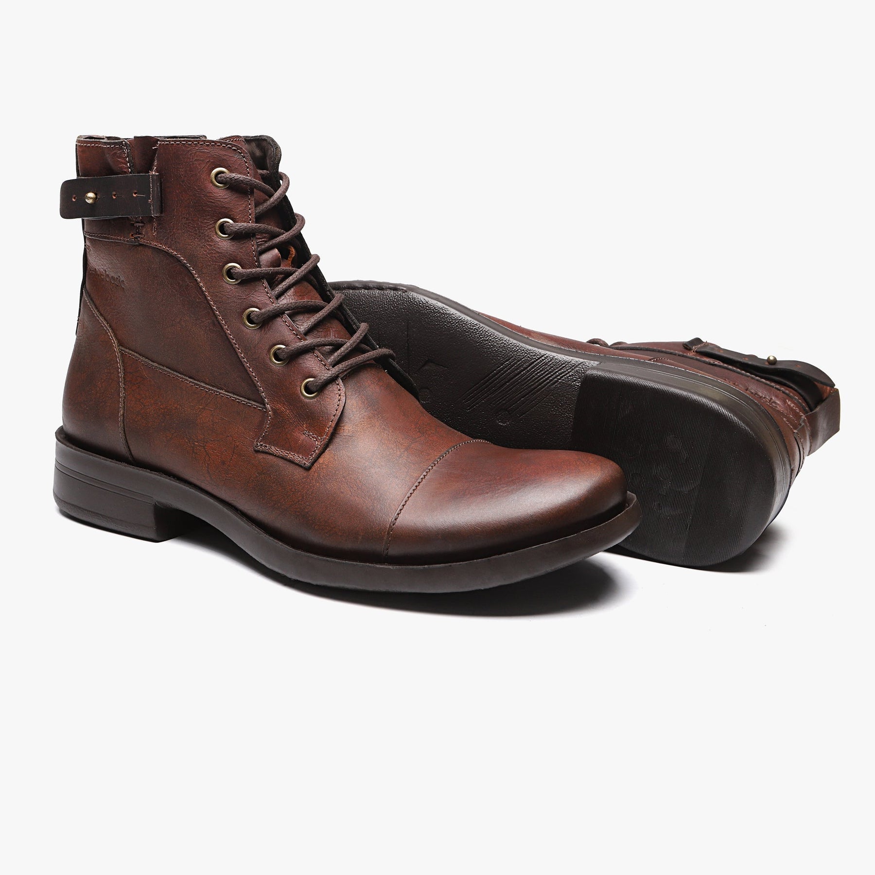 Bota Masculina Carmela Pinhão